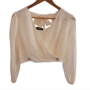 EUC Dreamland Cream Lace Wrap Crop Top